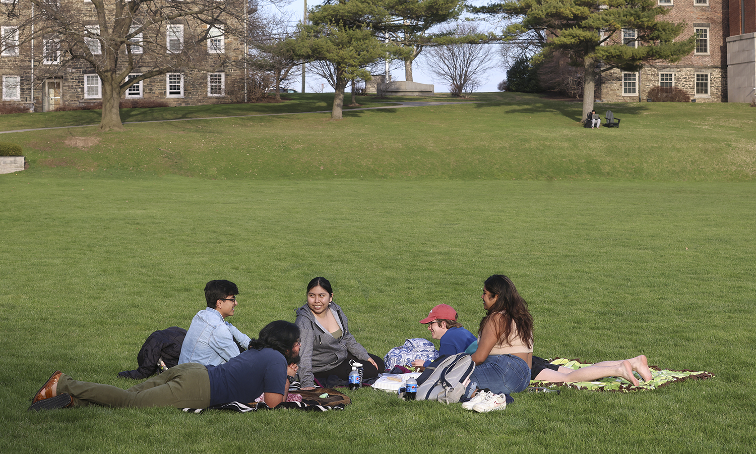 Students enjoy an afternoon on the Quad on Tuesday.