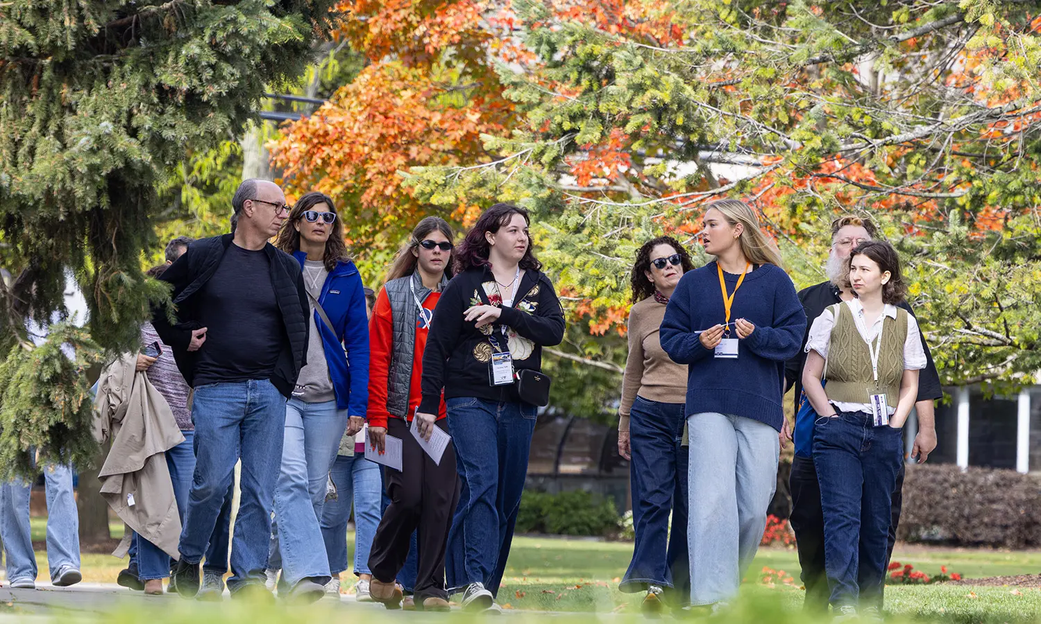Kira Ostovar '29 takes families on a tour of campus during an Admissions Open House.