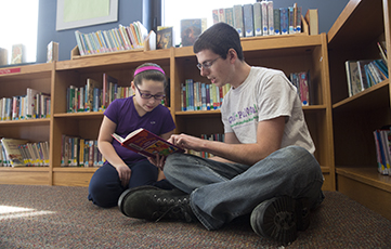 Charles DeBenedetto ’16 working as an America Reads tutor.