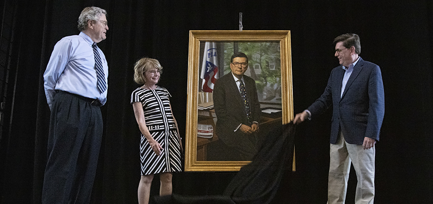 HWS Installs Portraits Honoring Gearans